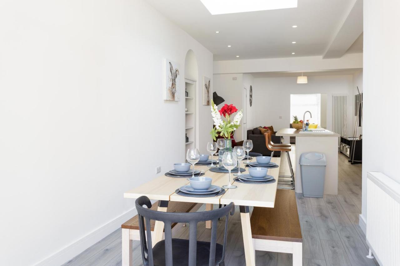 Harold House - Modern Open Plan 4 Bedroom, 3 Bathroom House In Central Southsea, Portsmouth Exterior foto