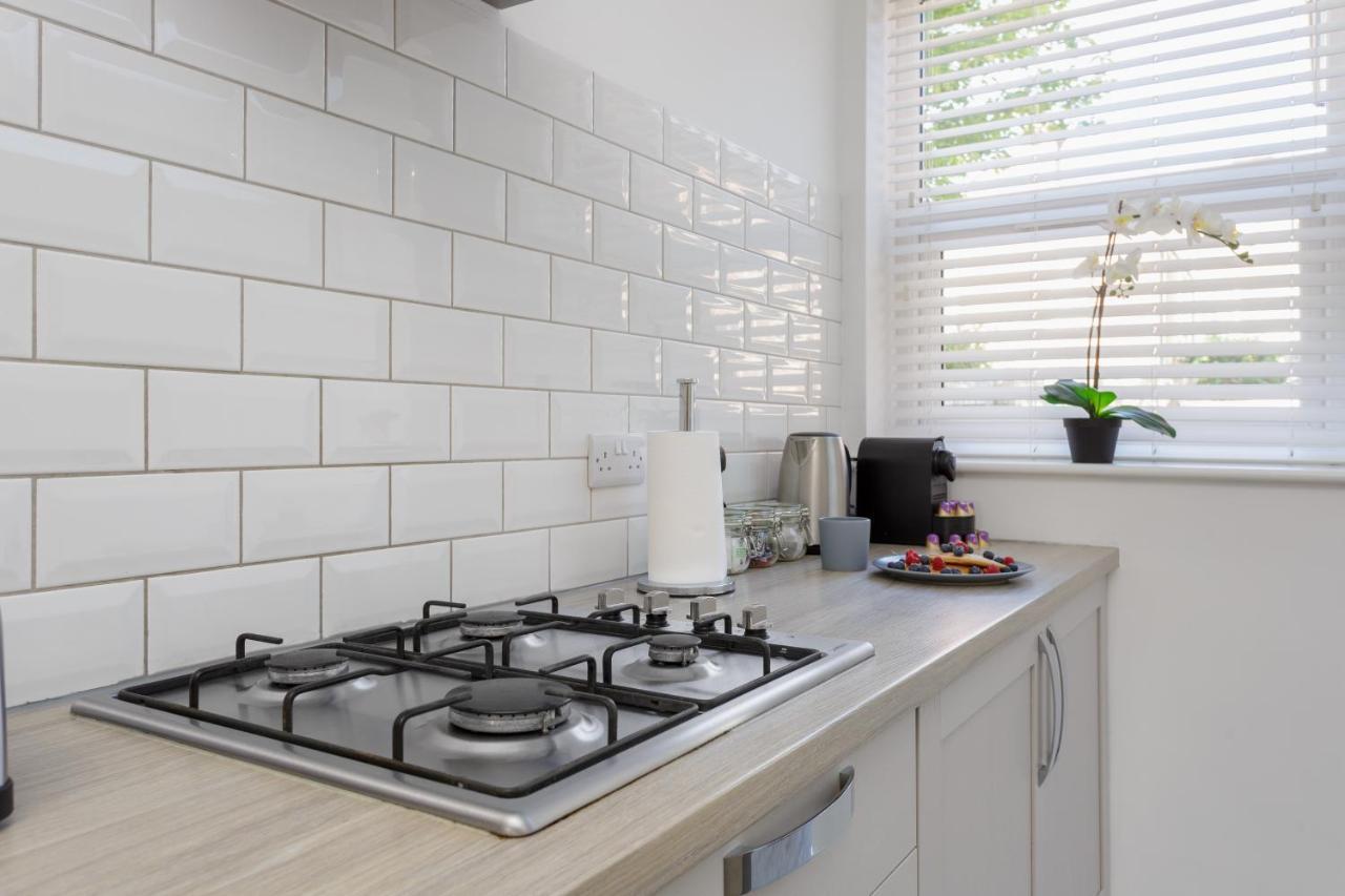 Harold House - Modern Open Plan 4 Bedroom, 3 Bathroom House In Central Southsea, Portsmouth Exterior foto